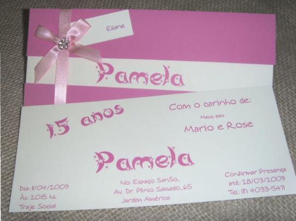 Convites de debutantes personalizados