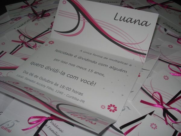 Convites de debutantes personalizados