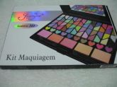 Kit de Maquiagem com Sombra 3D 58 Cores - JASMYNE V925